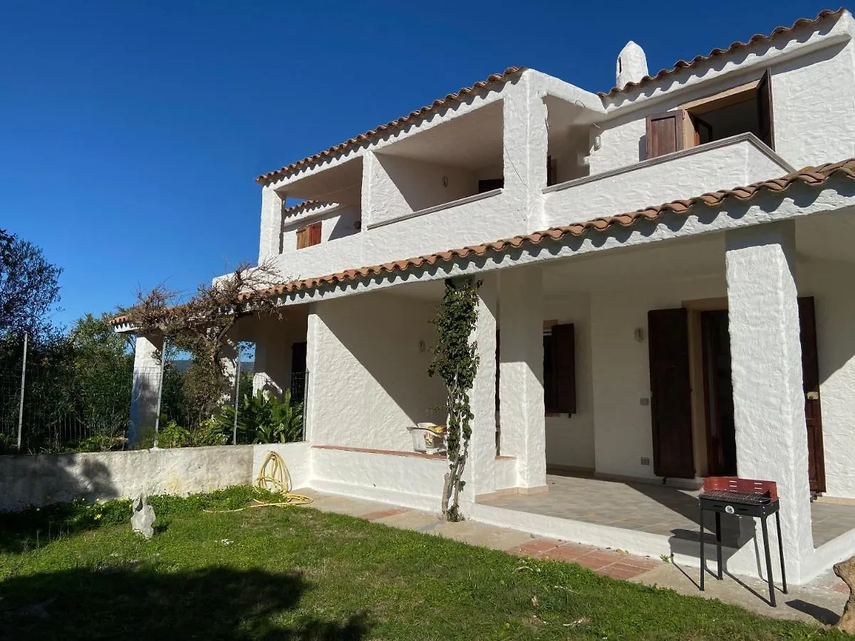 Appartamento Residenziale Trilocale 6 Posti Letto Via Loiri San Teodoro  San Teodoro (Sardinia)